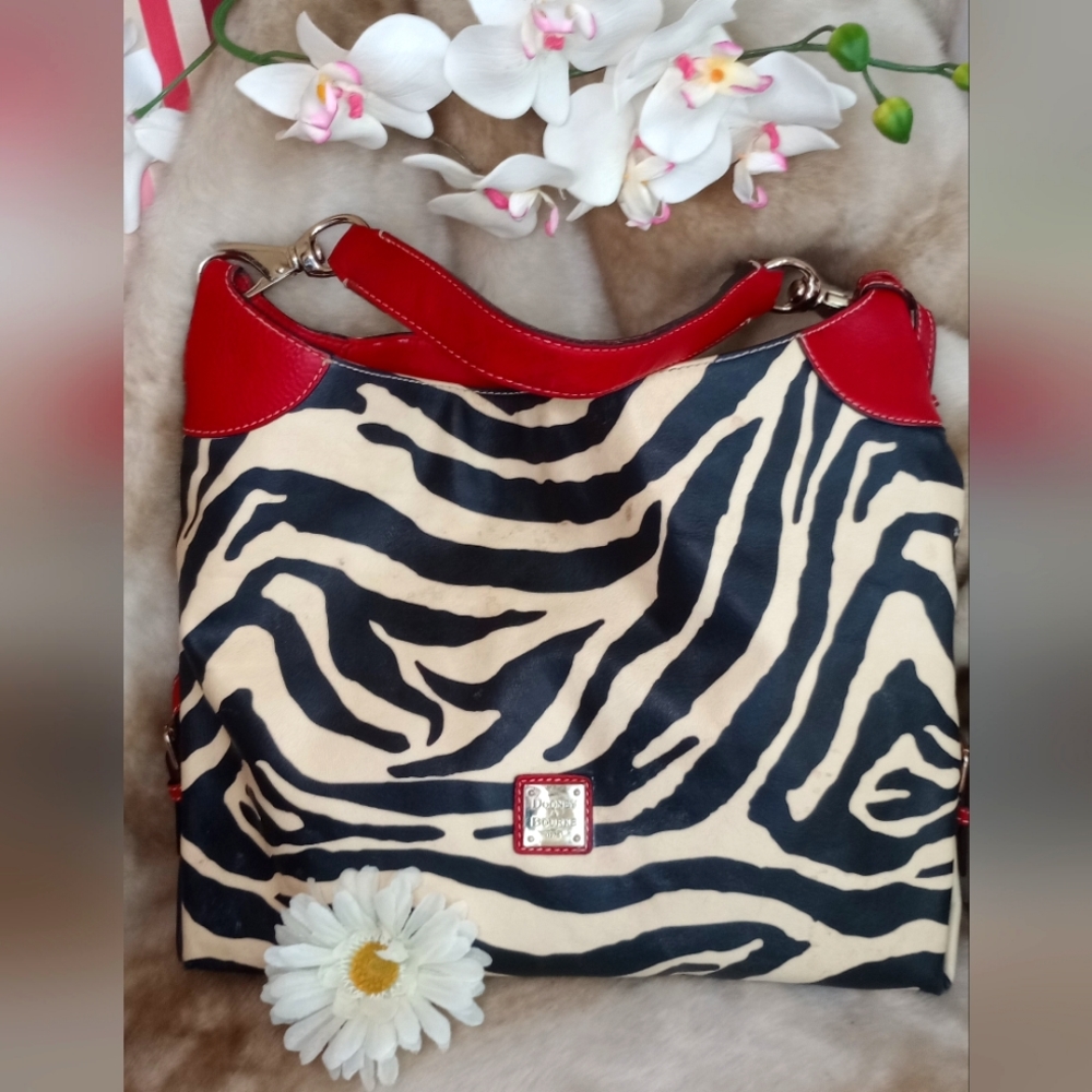 Vintage DOONEY BOURKE Black & White Leather Zebra Stripe Shoulder Bag